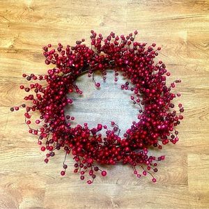 Red Berry Decorative Wreath